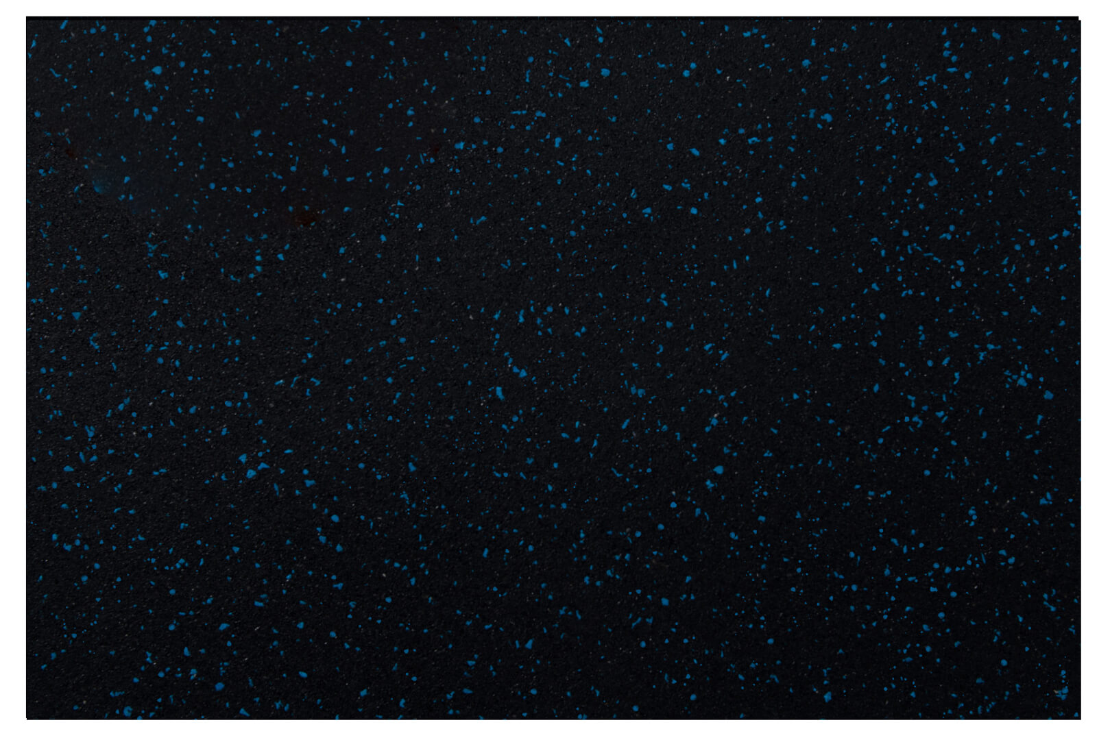 NATURAL GRAND RUBBER FLOOR WITH BLUE EPDM